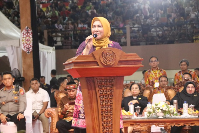 Mewakili Gubernur Kalteng, Pj. Bupati Pulang Pisau Resmi Tutup Pesparawi ke-17 Tingkat Provinsi Kalteng 