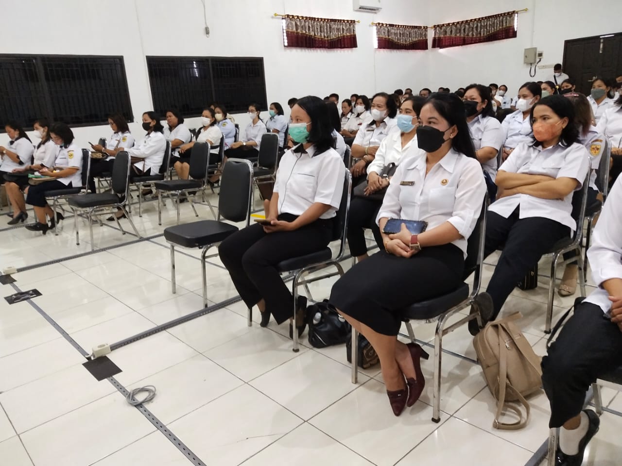 Sekda Gumas Berikan Arahan kepada Peserta Ujian Dinas