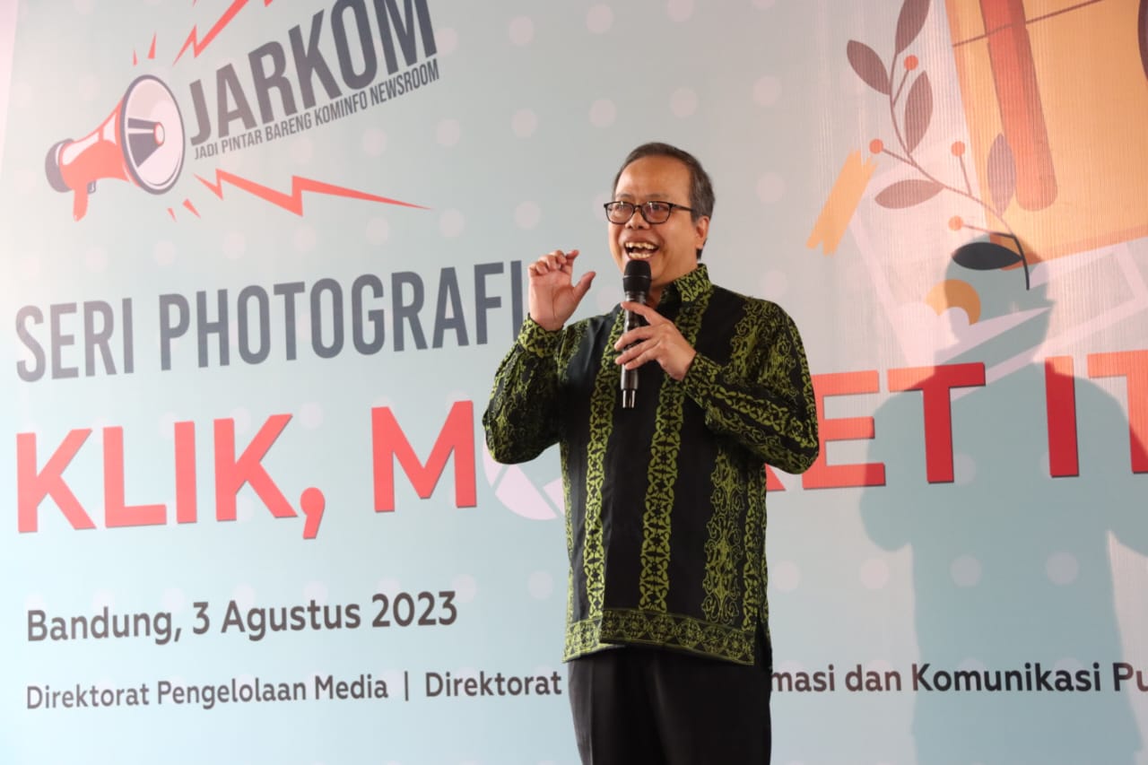 Dua Orang ASN Diskominfo Prov. Kalteng Ikuti Jarkom Seri Fotografi di Bandung