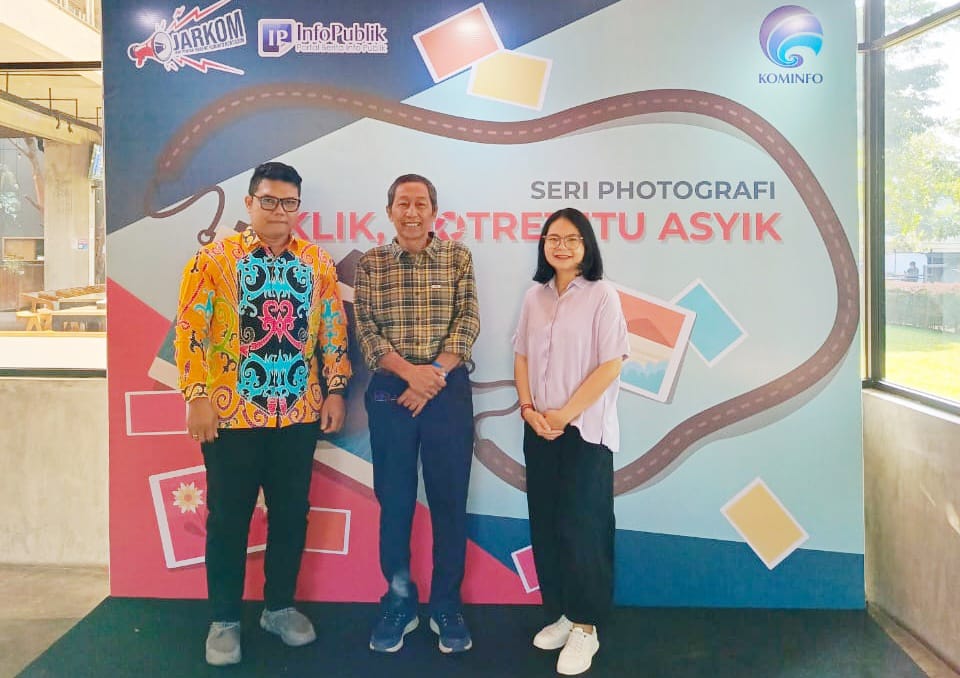 Dua Orang ASN Diskominfo Prov. Kalteng Ikuti Jarkom Seri Fotografi di Bandung