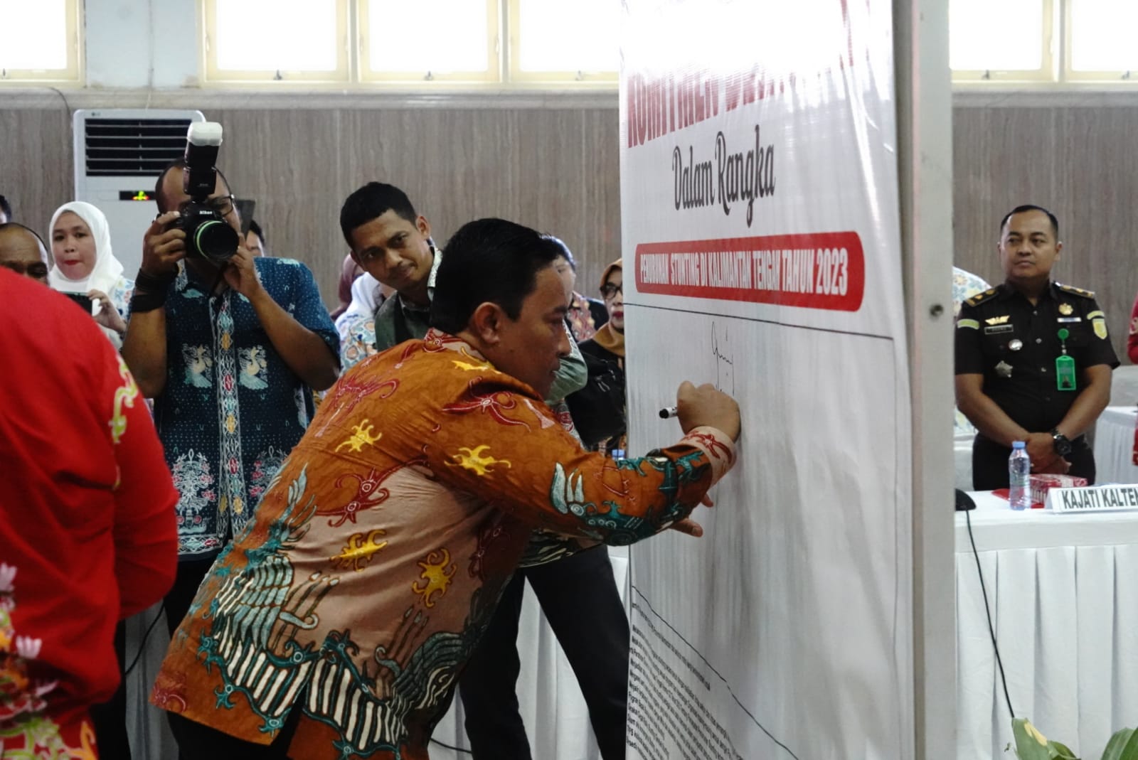 Wagub Edy Pratowo Minta Seluruh Pemangku Kepentingan Perkuat Komitmen Dalam Percepatan Penurunan Stunting di Kalteng