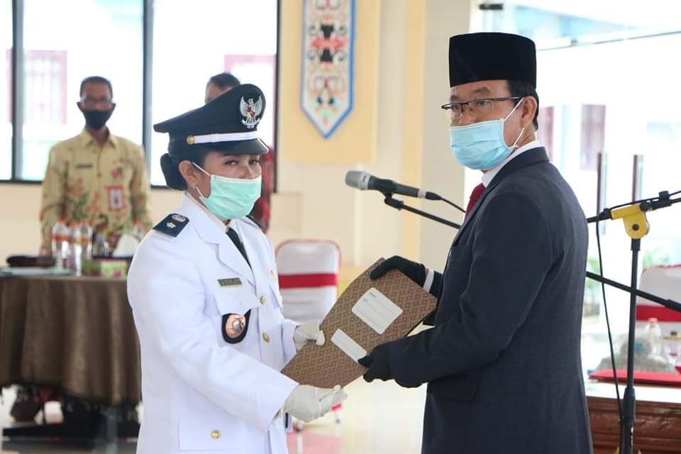Bupati Katingan Lantik Pejabat Kepala Desa Batu Tukan 