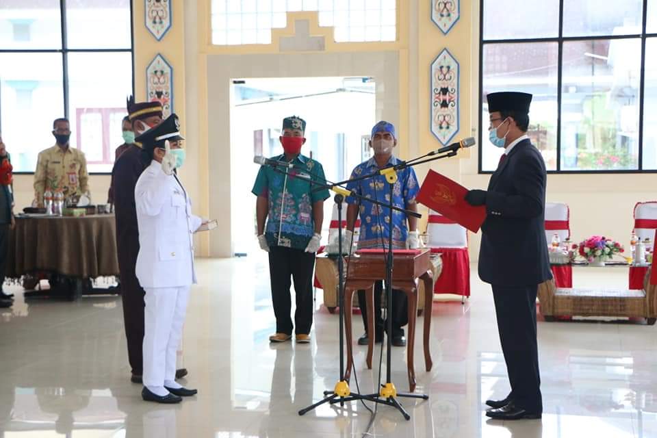 Bupati Katingan Lantik Pejabat Kepala Desa Batu Tukan 