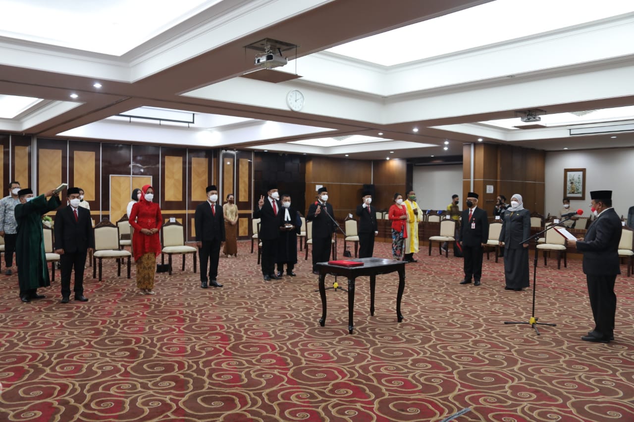 7 Anggota KPID Kalteng Resmi Dilantik