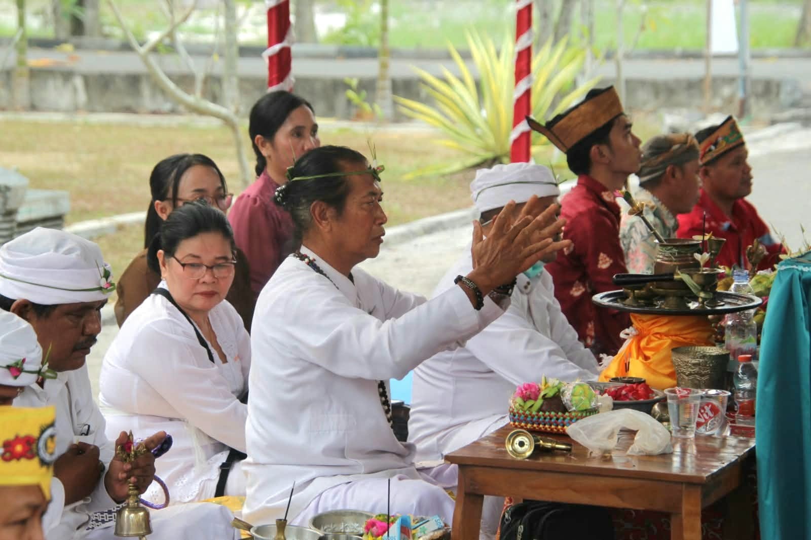 Gubernur Agustiar Sabran Hadiri Ritual Dewa Yadnya, Mohon Turunnya Hujan untuk Kalimantan Tengah