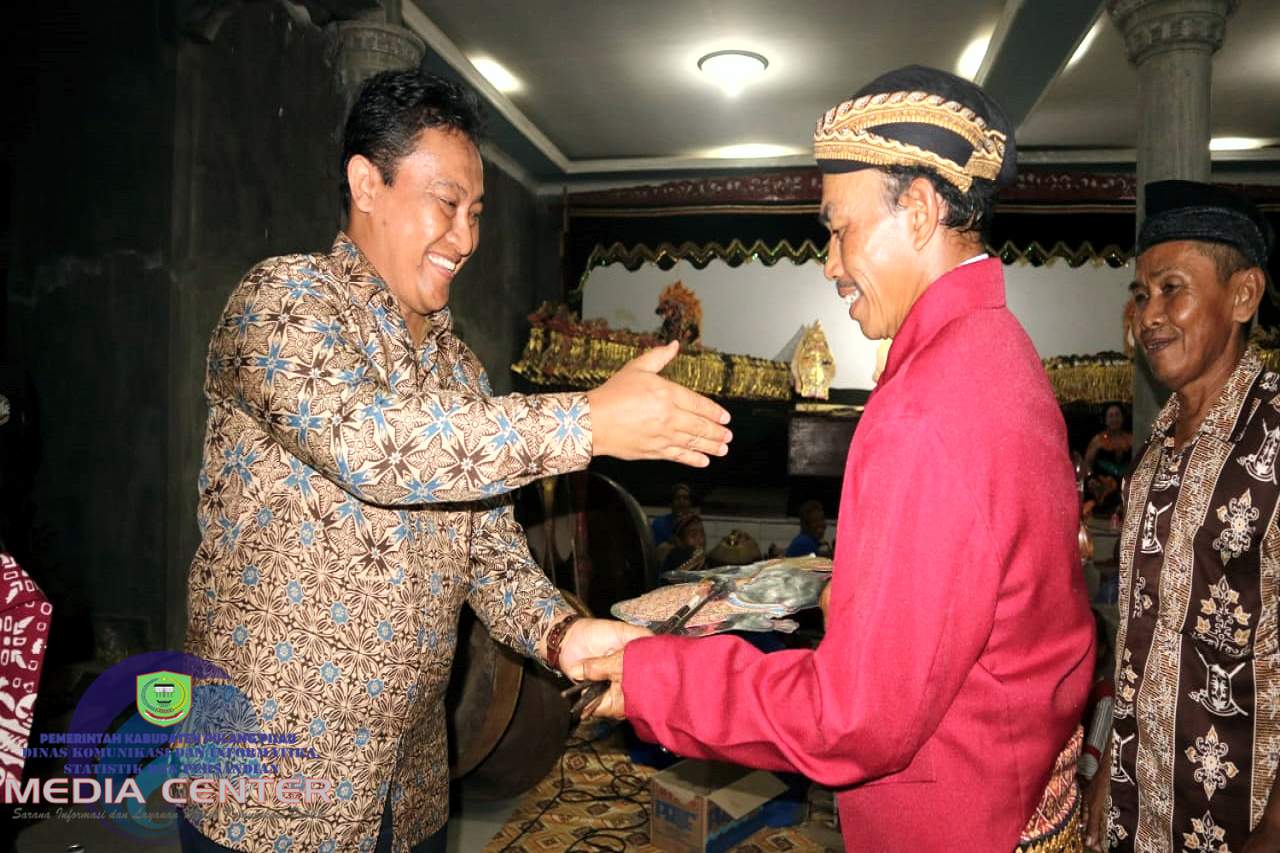 Bupati Pulang Pisau Hadiri Acara Bersih Desa Di Talio Hulu