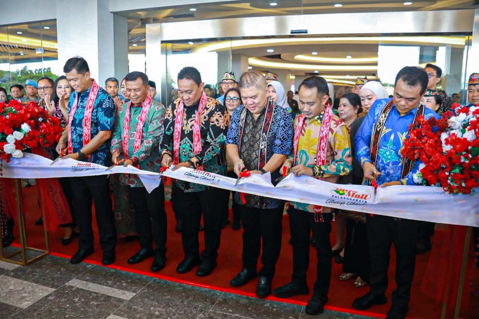 Wakil Gubernur Resmikan Duta Mall Palangka Raya, Dorong Pertumbuhan Ekonomi dan Lapangan Kerja