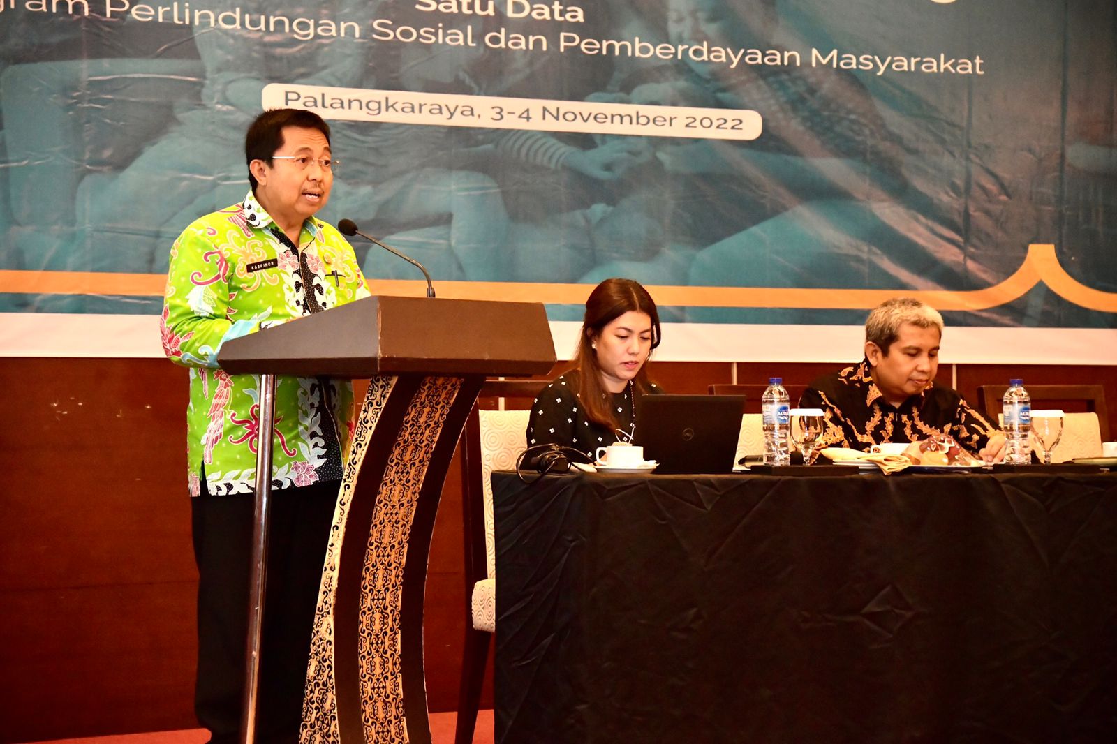 Kepala Bappedalitbang Hadiri Rapat Sosialisasi Pemanfaatan Data REGSOSEK dan Diseminasi SEPAKAT Prov. Kalteng