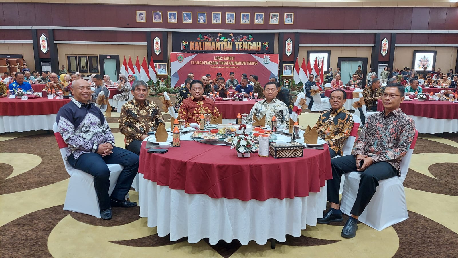 Sekretaris DPRD H. Pajarudinnoor Hadiri Lepas Sambut Kajati Kalteng