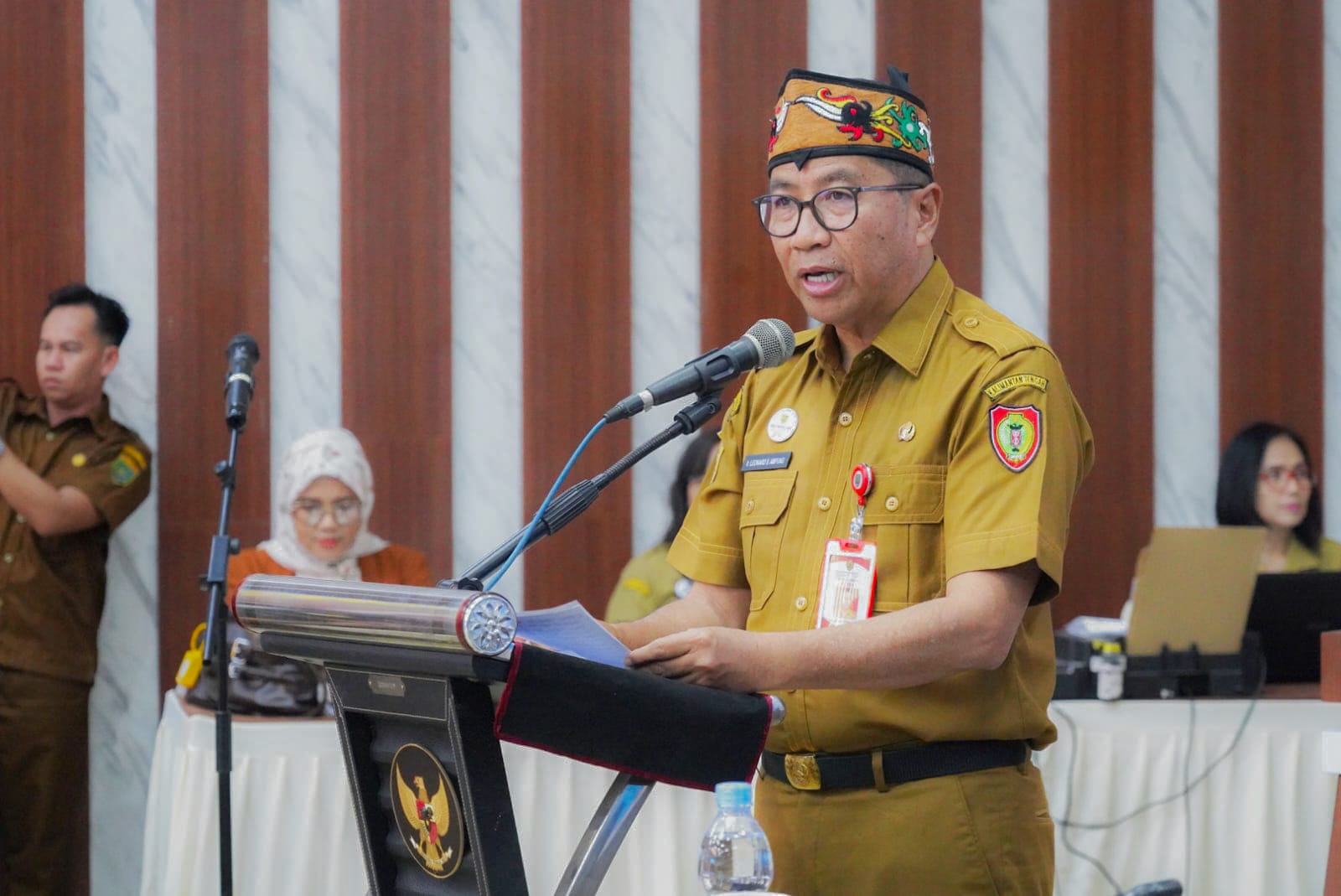 Rakordalev Triwulan III Tahun 2025: Wagub Kalteng Tekankan Efisiensi dan Sinergi Pembangunan Daerah