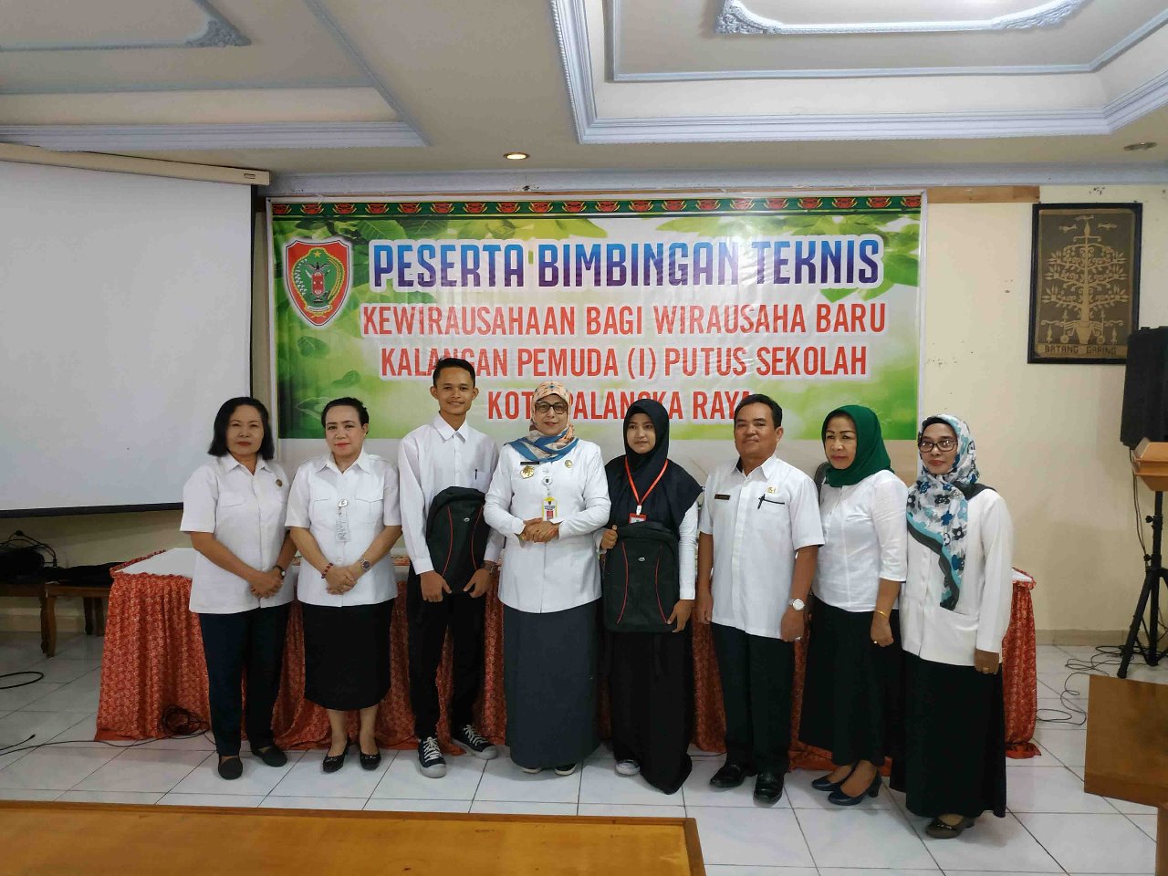 Pelatihan Kewirausahaan Pemuda Pemudi Putus Sekolah
