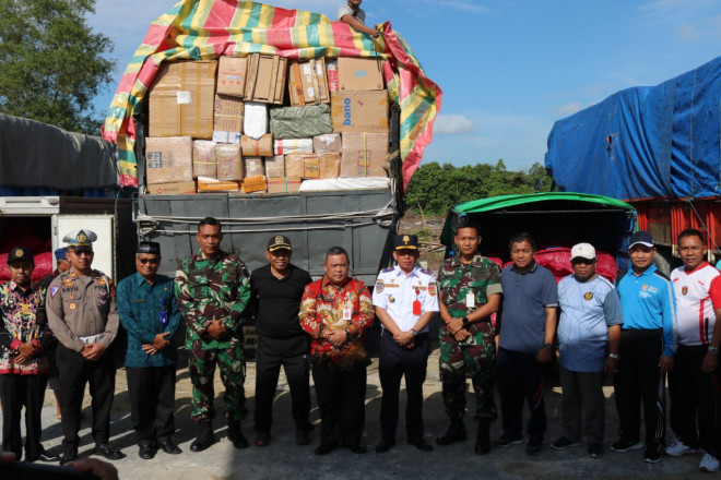 Pemkab Kobar Resmi Luncurkan Area Bongkar Muat Barang
