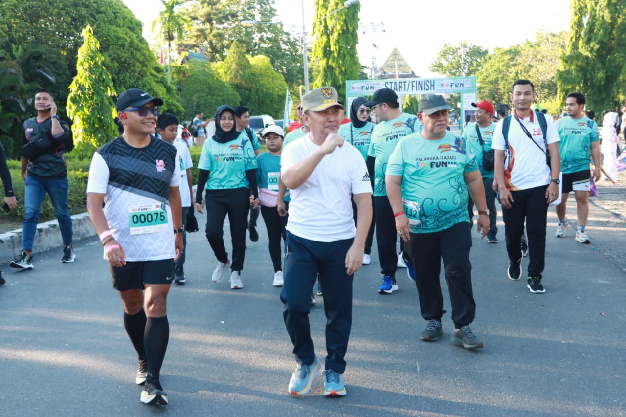Gubernur Sugianto Sabran Lepas Fun Run Fun Walk 5 K dan 3 K