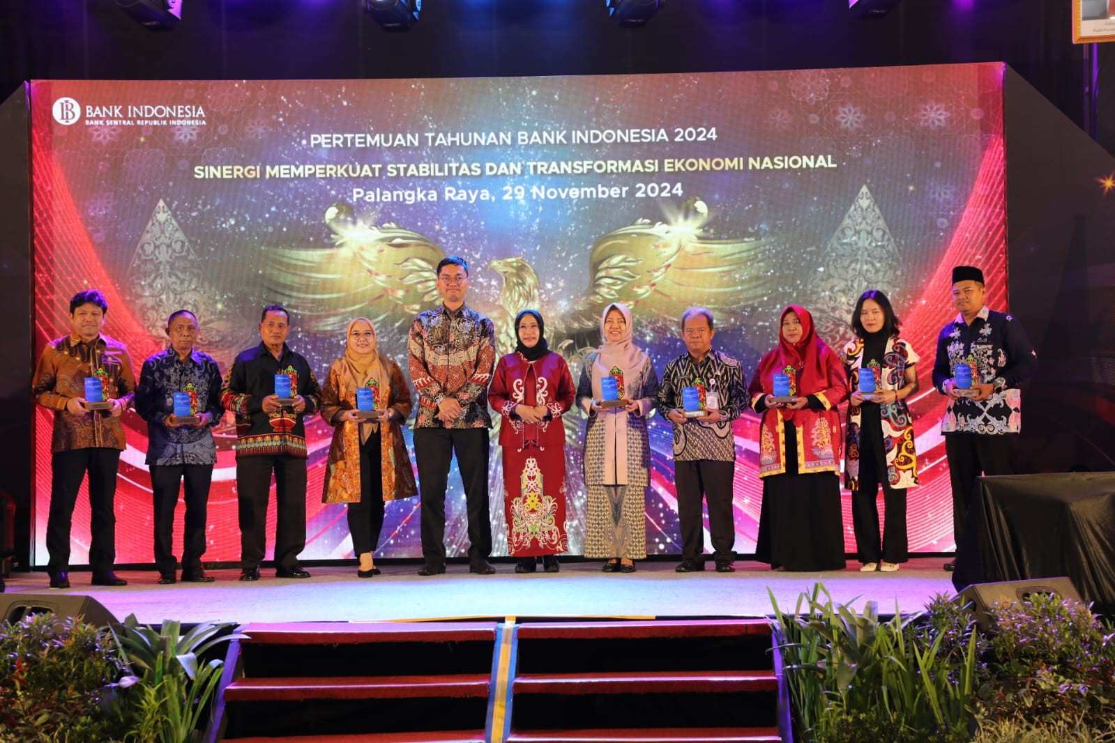 Dinas TPHP Prov. Kalteng Raih Penghargaan BI Kalteng Awards 2024
