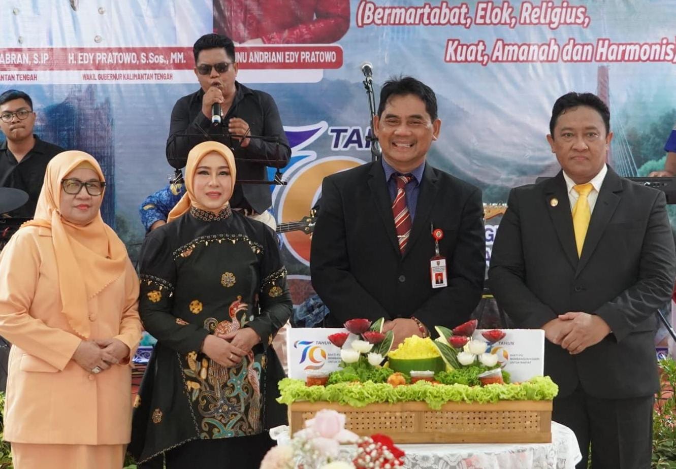  Peringati Hari Bhakti Ke-79 Pekerjaan Umum dan Penataan Ruang, Pemprov Kalteng Laksanakan Upacara Bendera