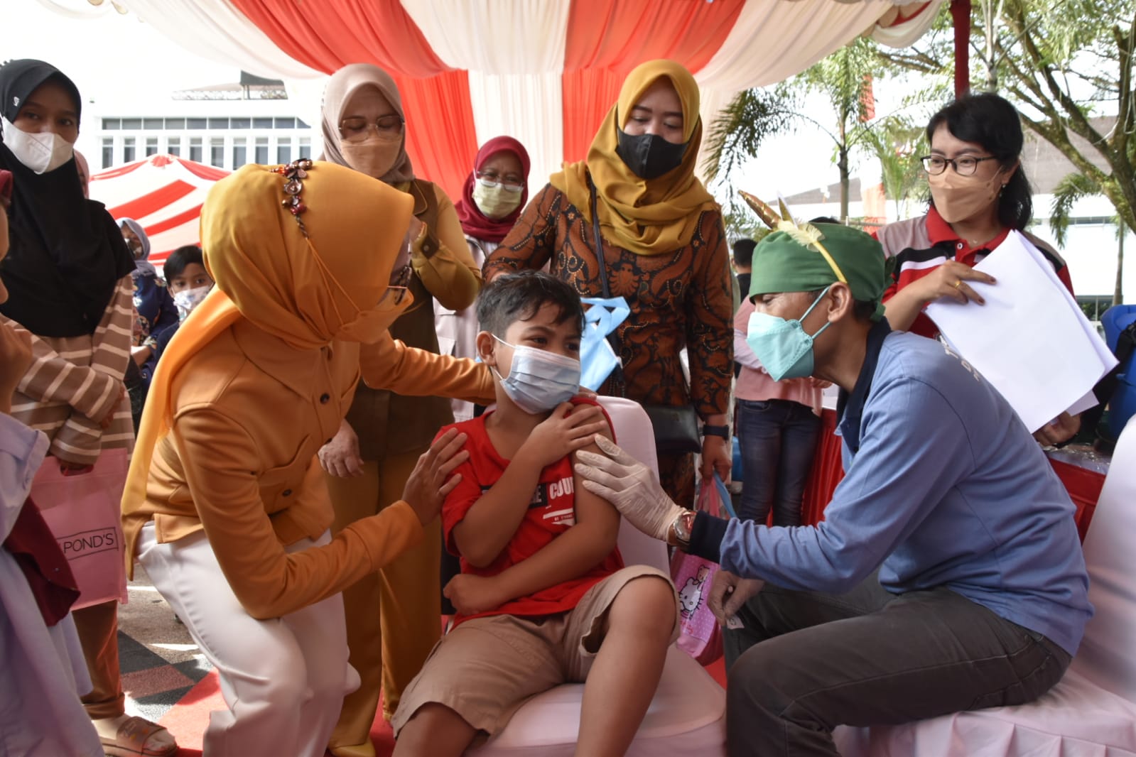 Gubernur H. Sugianto Sabran : Bupati  dan Wali Kota Agar Ambil Langkah Strategis Untuk Kebut Capaian Vaksinasi Covid-19