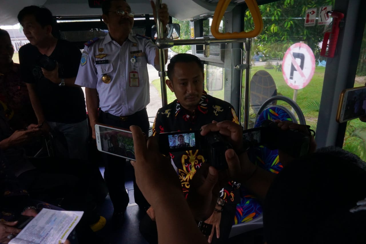 WALIKOTA Uji Coba Kelayakan dan Kenyamanan Bus Rapid Transit