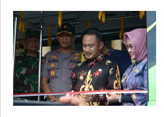 Peresmian dan Penyerahan Bus Rapit Transit Kepada Dishub Kota Palangka Raya