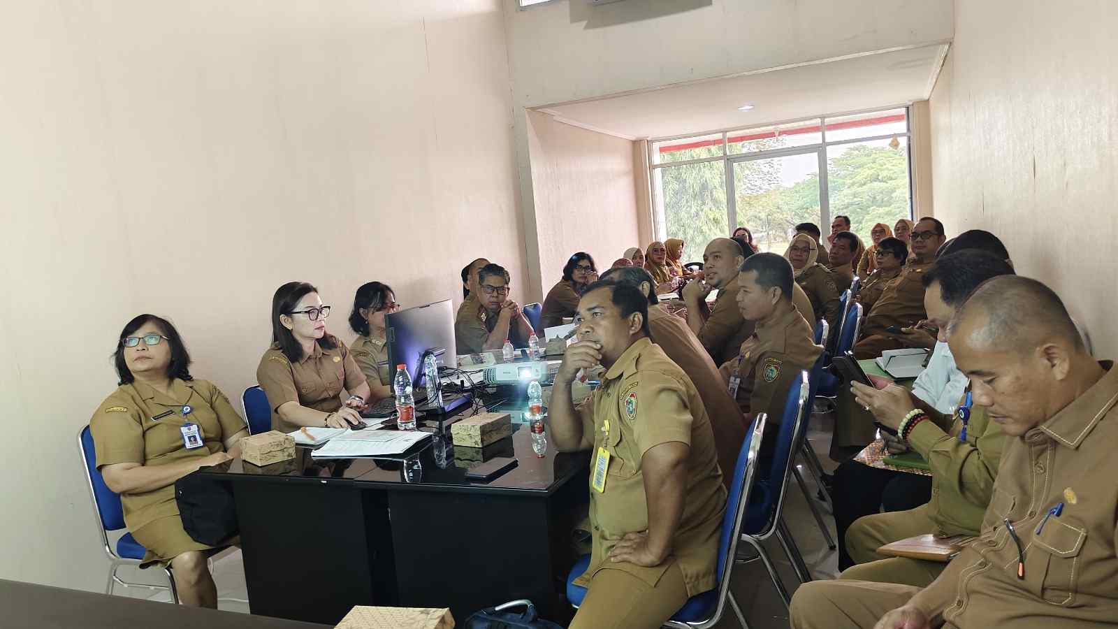 Tingkatkan Kualitas Pelayanan Publik, Biro Organisasi Laksanakan Rapat Persiapan Evaluasi UPTD dan Cabang Dinas
