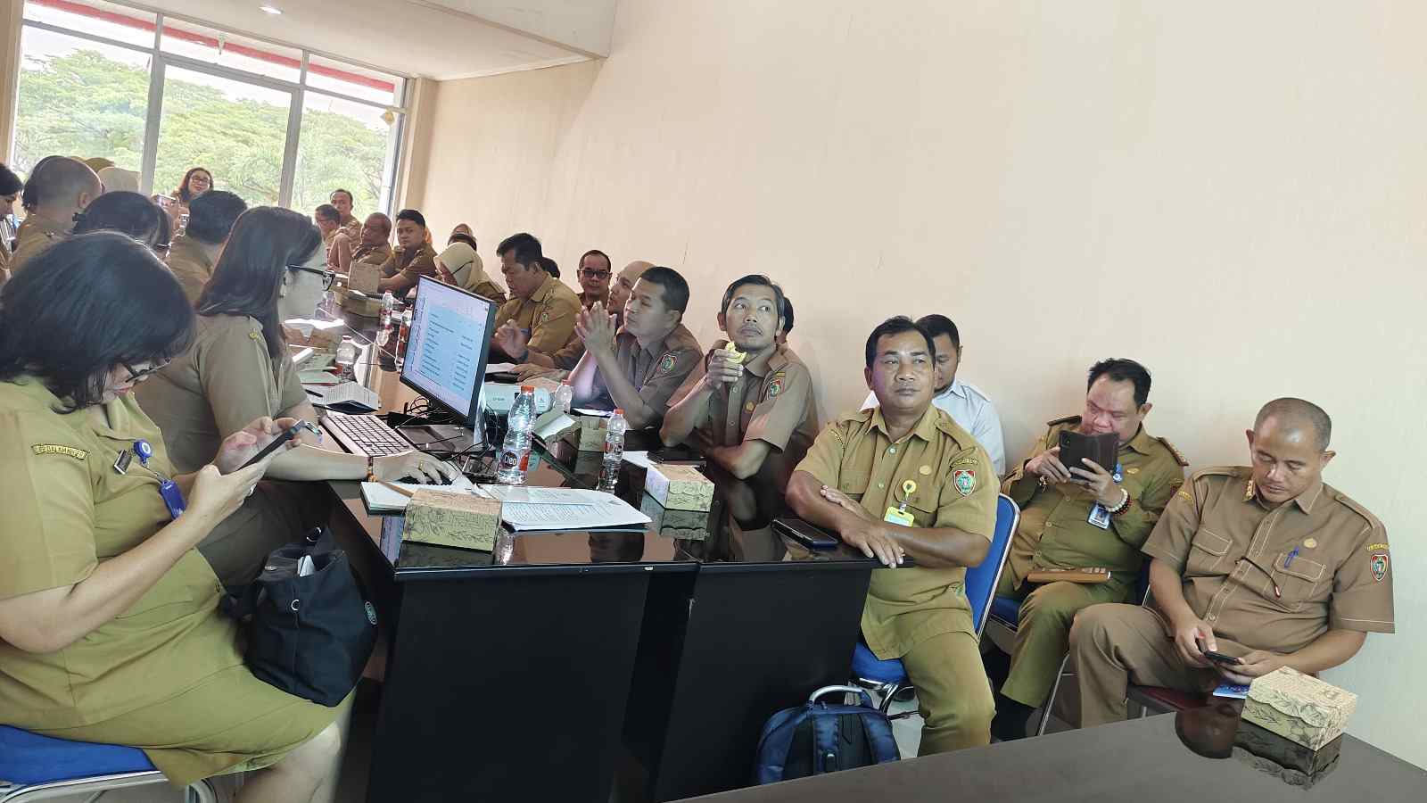Tingkatkan Kualitas Pelayanan Publik, Biro Organisasi Laksanakan Rapat Persiapan Evaluasi UPTD dan Cabang Dinas