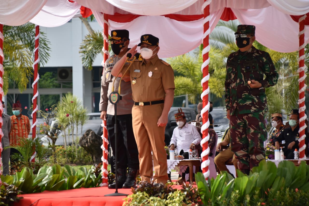 Gubernur Kalteng Pimpin Apel Gelar Pasukan Sarana Prasarana Pengendalian Karhutla di Provinsi Kalteng Tahun 2021