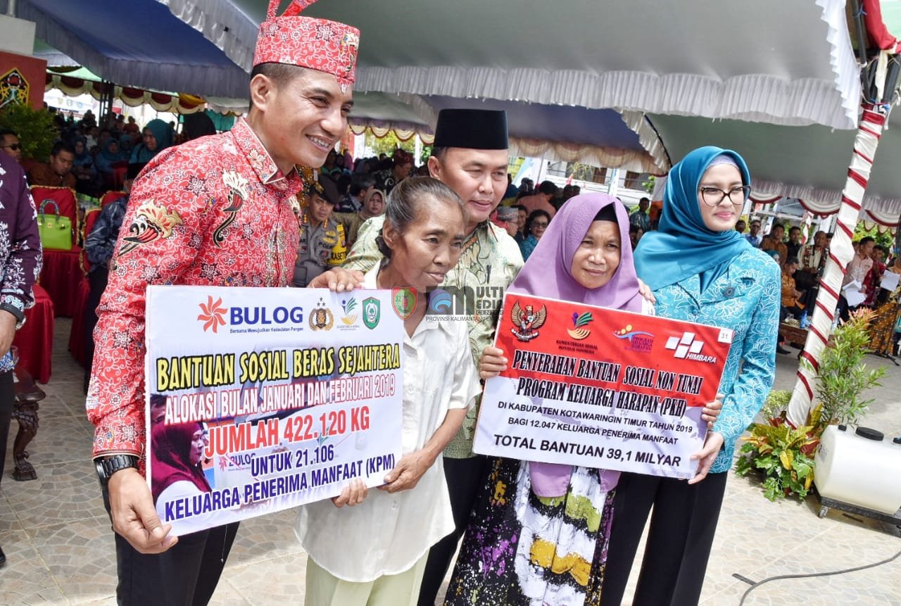 Peringatan Hari Gerak PKK angkat tema â€œ Tingkatkan Kinerja Gerakan PKK Selaras dengan Program Pemerintah\