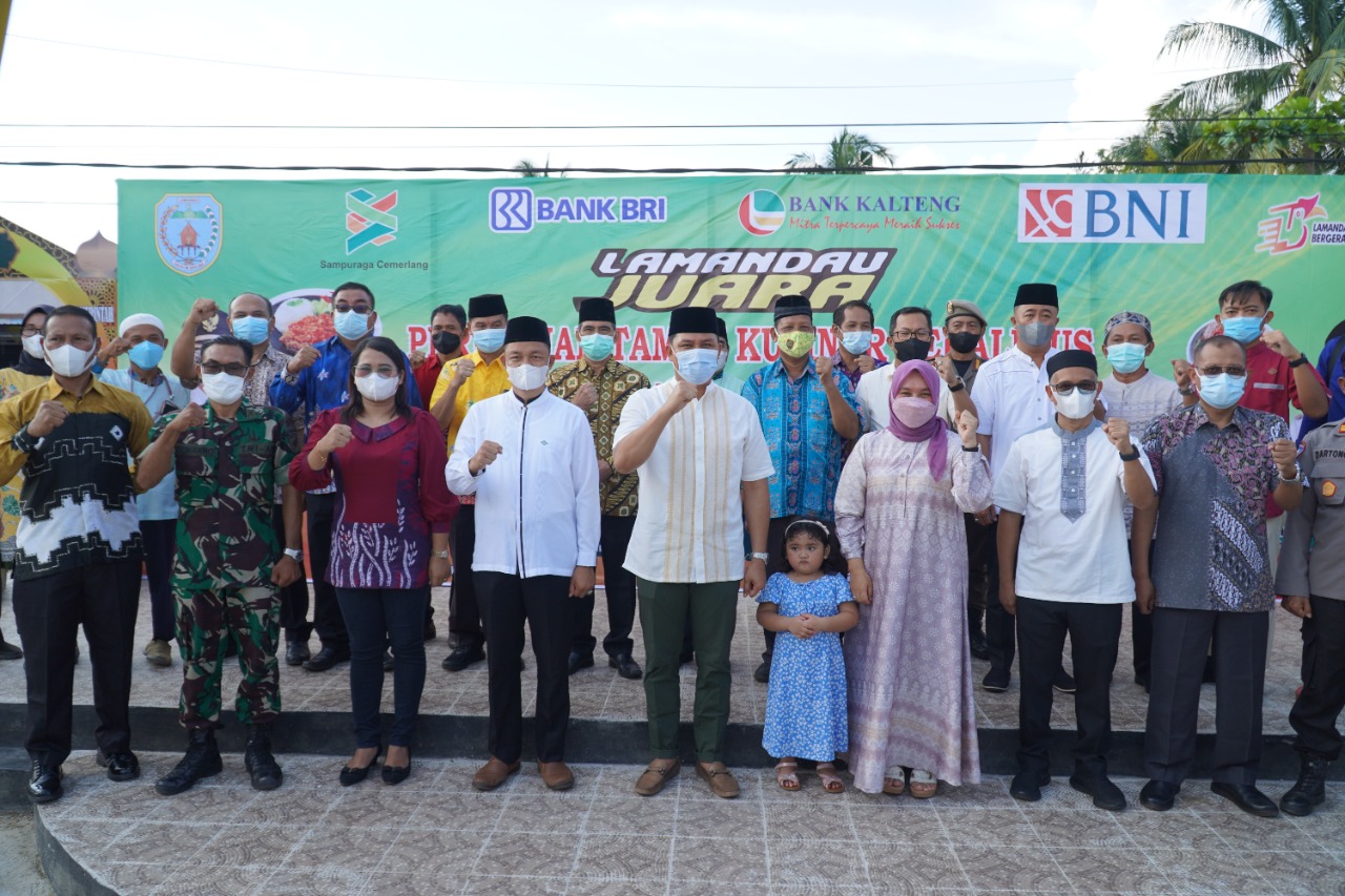 Resmikan Taman Kuliner dan Buka Pasar Ramadan 1443 H, Bupati Harapkan Perekonomian di Kabupaten Lamandau Kembali Menggeliat