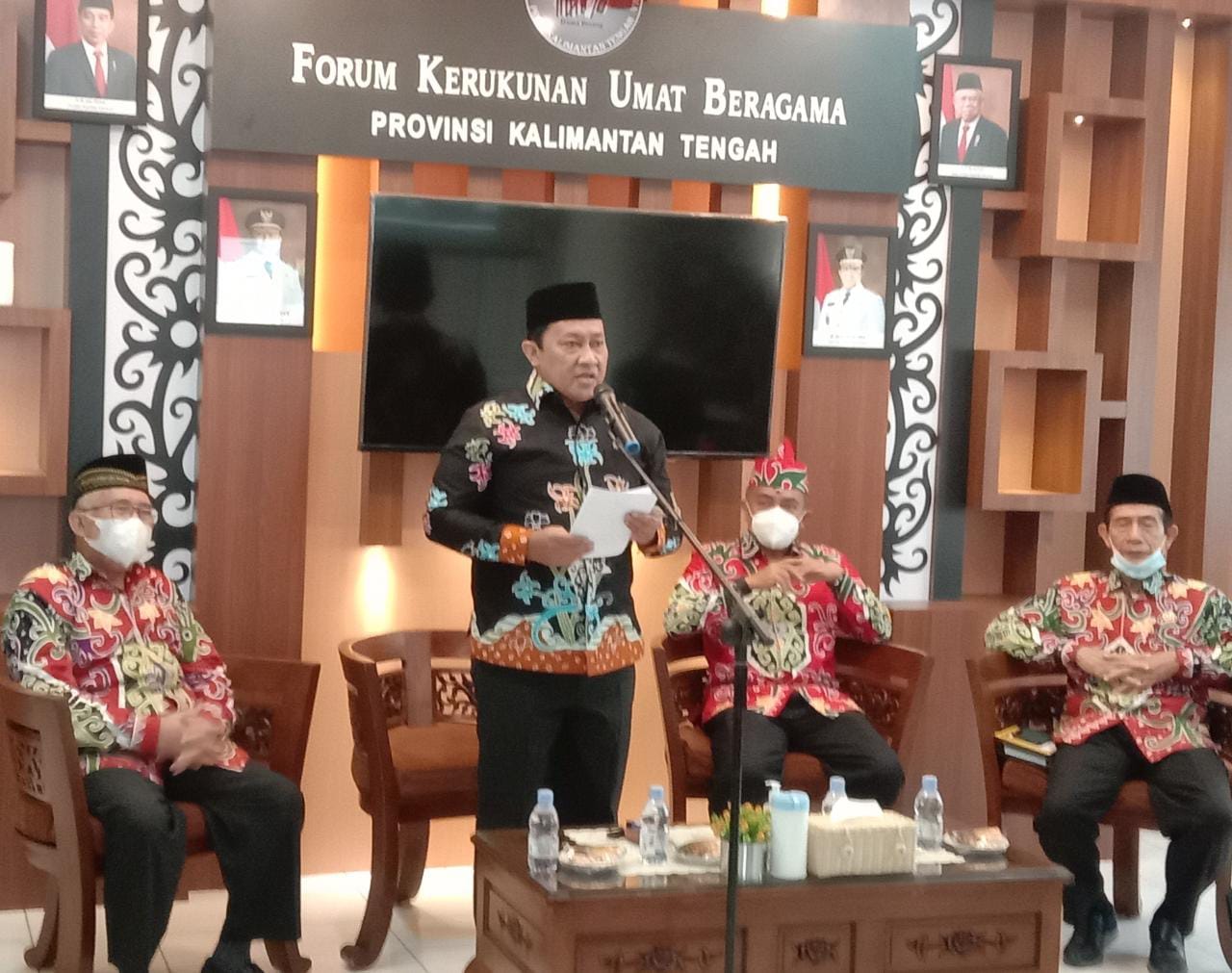 Wagub Edy Pratowo Buka Kegiatan Sekolah Moderasi Untuk Pengurus dan Anggota FKUB Se-Kalteng Tahun 2022