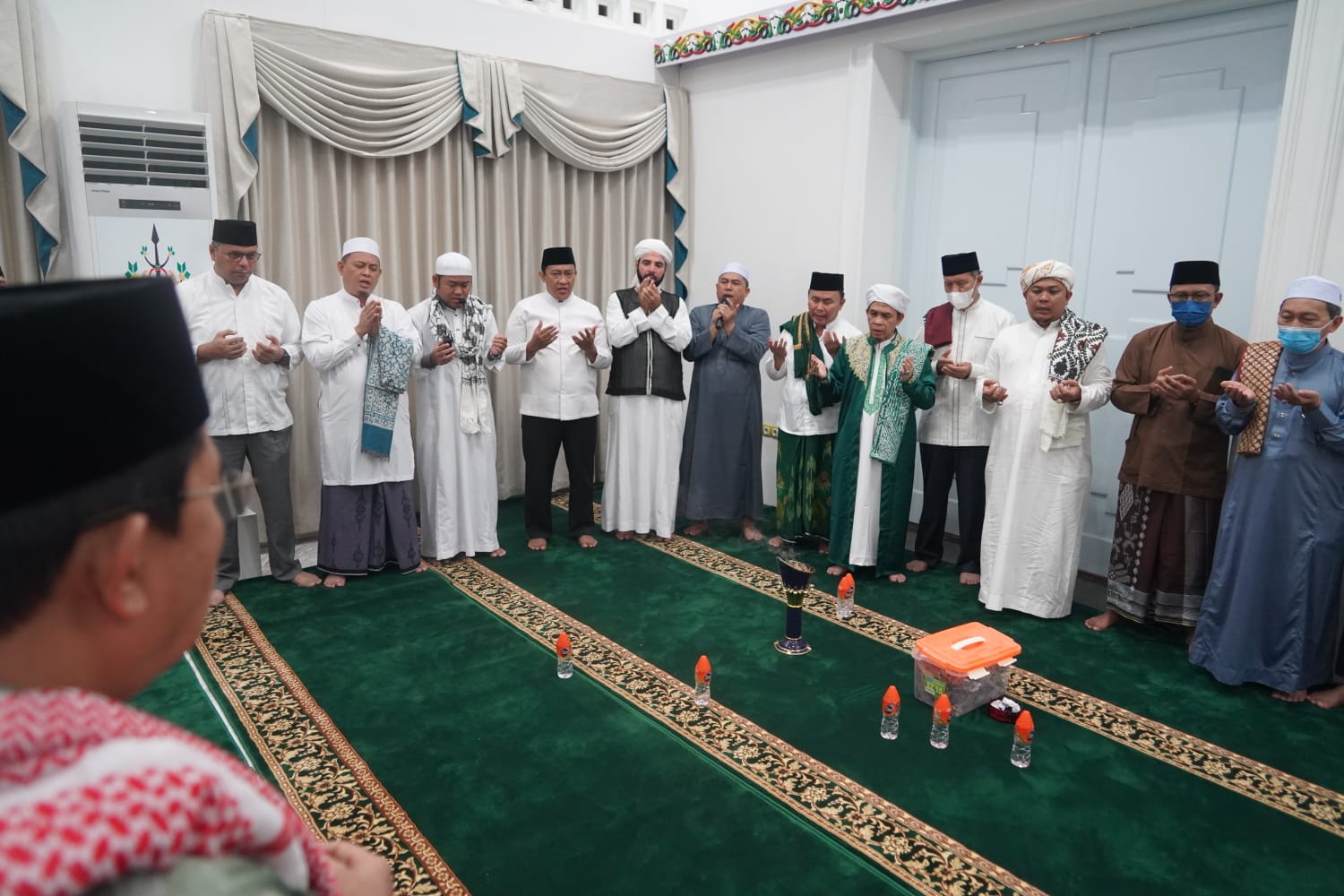 Gubernur Kalteng Sugianto Sabran Gelar Salat Hajat Bersama
