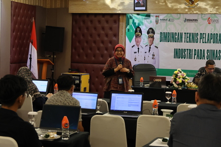 Dinas Dagperin Prov. Kalteng Adakan Bimtek Pelaporan Data Industri pada SIINas