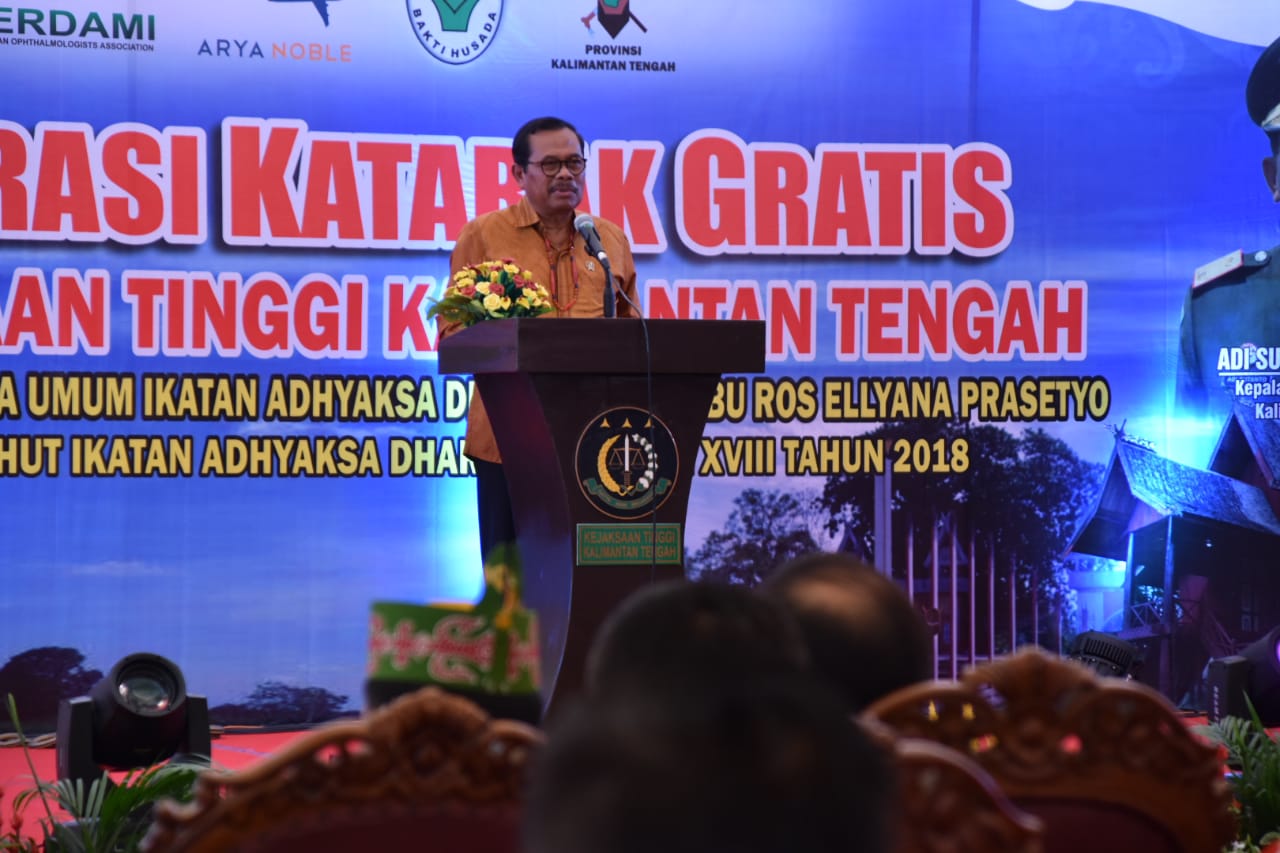 Kejaksaan Tinggi Kalteng Gelar Bhakti Sosial Operasi Katarak Gratis  