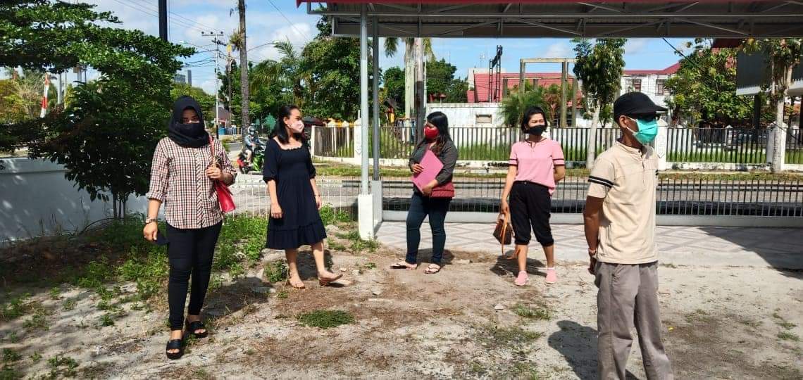 Pegawai Dispursip Kalteng Lakukan Tes Swab Antigen
