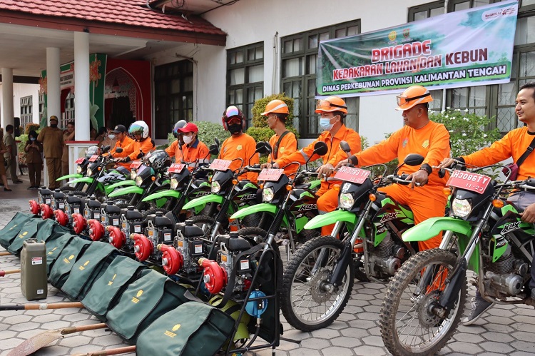 Disbun Prov. Kalteng Gelar Apel Kesiapsiagaan Brigade KARLANBUN