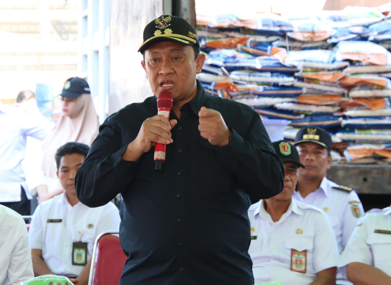Terus Kendalikan Inflasi, Wagub Edy Pratowo Buka Pasar Murah di Beberapa Titik