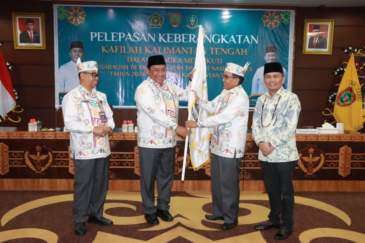 Wagub Edy Pratowo Lepas Kafilah Kalteng Ikuti MTQN XXX Tahun 2024 di Kota Samarinda