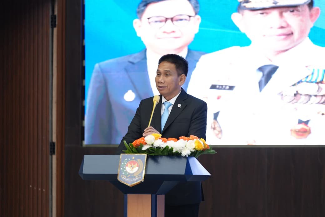Buka KPPD IV, Wamendagri Wiyagus Tekankan Pentingnya Kepemimpinan Holistik di Daerah