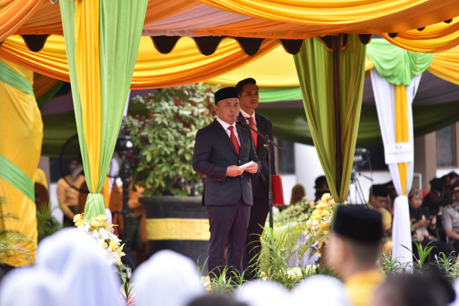 Pimpin Upacara Hari Jadi ke-65 Kobar, Gubernur Kalteng Ingatkan Pentingnya Kolaborasi untuk Hadapi Tantangan Pembangunan