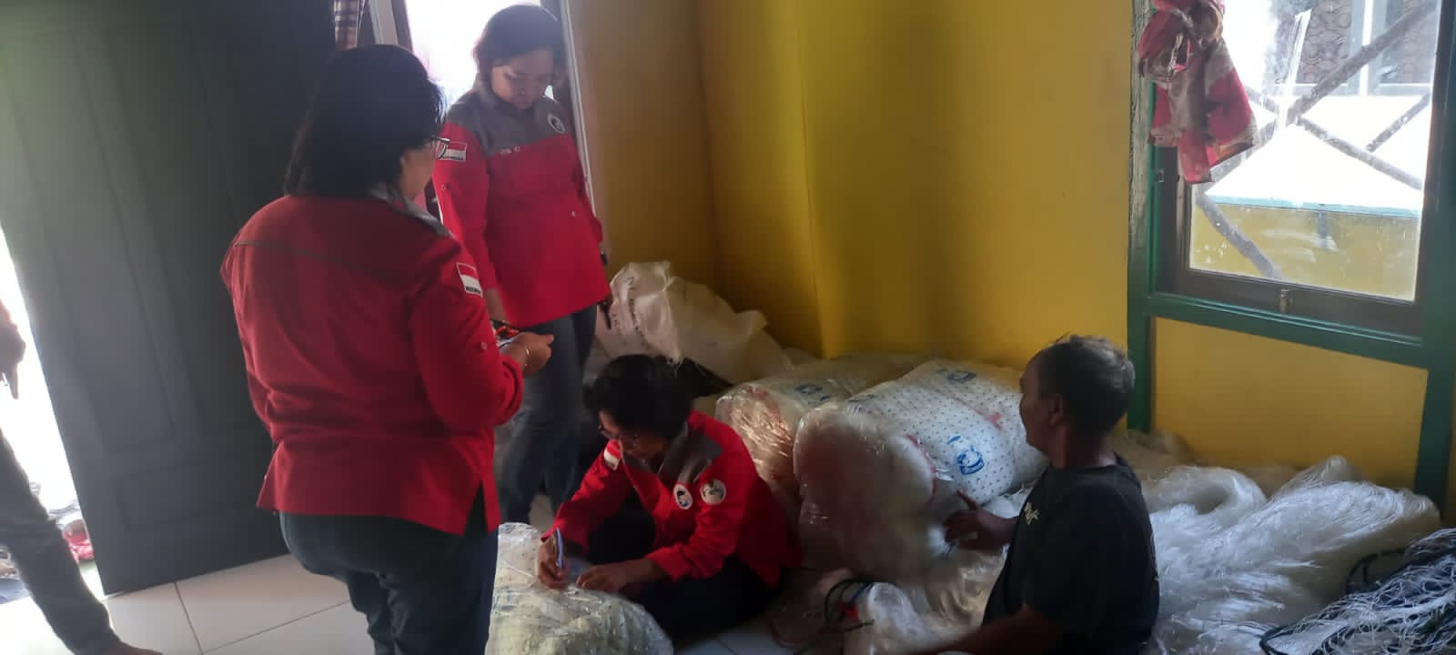 Dorong Peningkatan Hasil Penangkapan Ikan, Pemprov Kalteng Berikan Bantuan Sarana dan Prasarana Bagi Nelayan Desa Sungai Kapitan