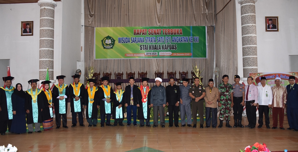 STAI Kuala Kapuas Luluskan 112 Wisudawan dan Wisudawati