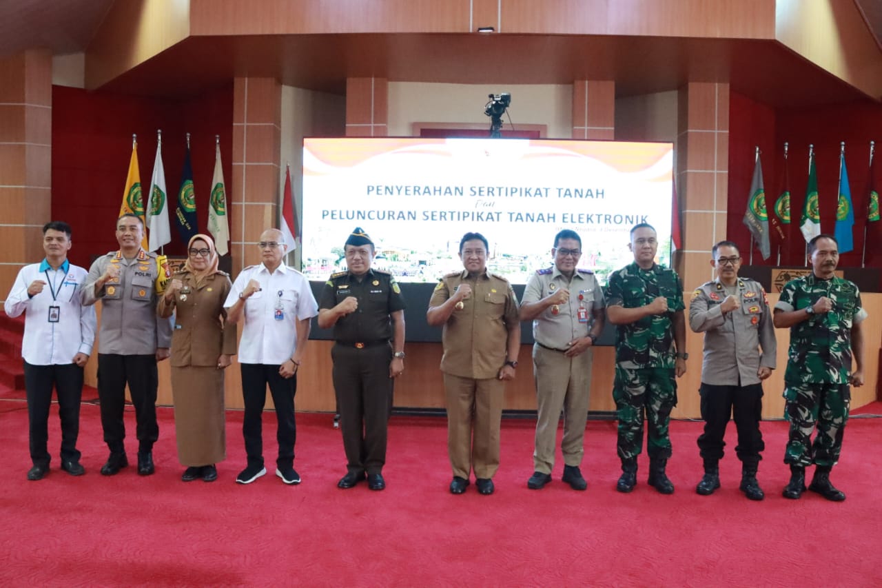 Wagub Edy Pratowo Hadiri Secara Virtual Penyerahan dan Peluncuran Sertipikat Tanah Elektronik oleh Presiden RI