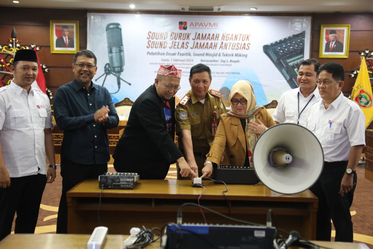 Sahli Gubernur Suhaemi Buka Pelatihan Dasar Akustik Sound Masjid dan Teknik Miking