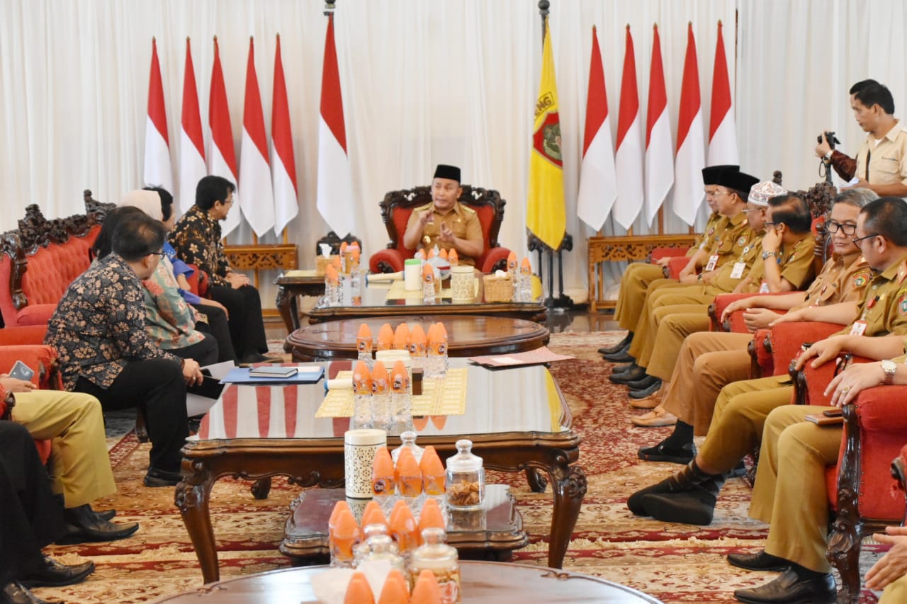 Gubernur Himbau Masyarakat Kalteng Taat Bayar Pajak