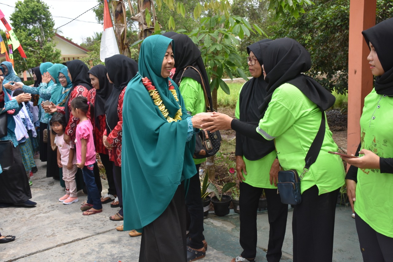 Kampung Barasih Menuju HATINYA PKK