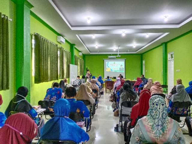 Rapat Evaluasi Bulanan, MTsN 2 Palangka Raya Tingkatan Mutu Pendidikan di Masa Pandemi