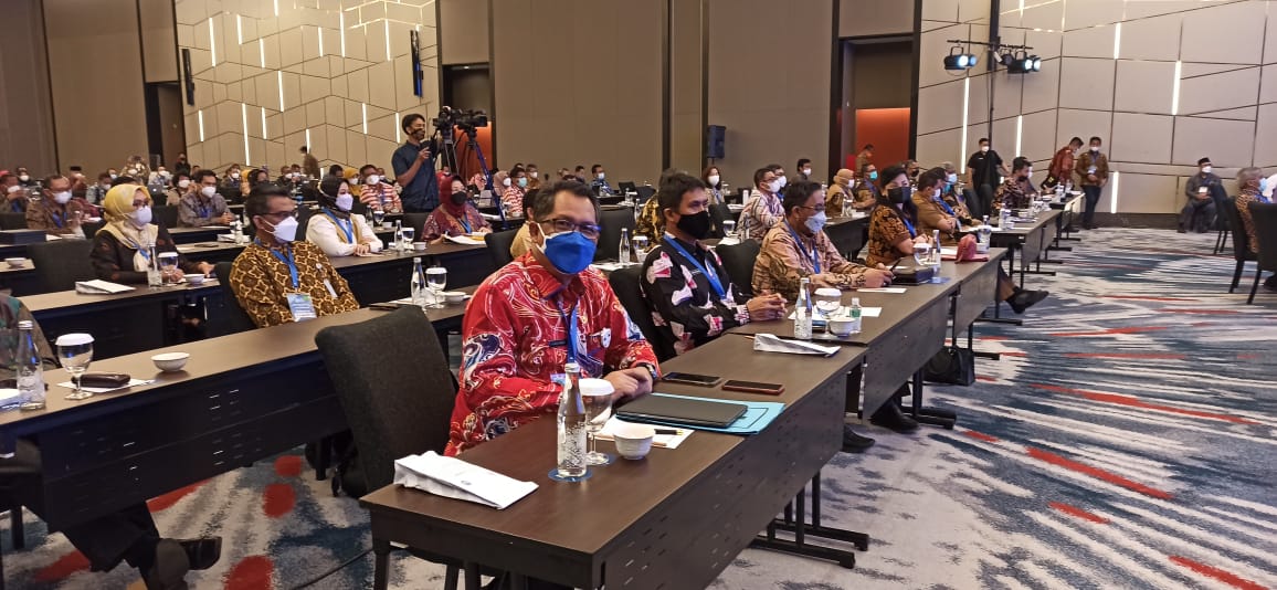 Kadislutkan Hadiri Rakernas Kementerian Kelautan dan Perikanan di Bandung