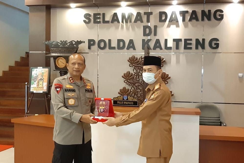 Plt. Kepala Badan Kesbangpol Andi Arsyad Bersilahturahmi ke Polda Kalteng