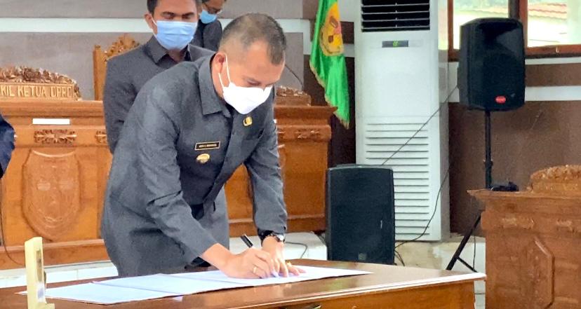 Bupati Gumas Sampaikan Rancangan Perda Rencana Induk Pembangunan Kepariwisataan Tahun 2021