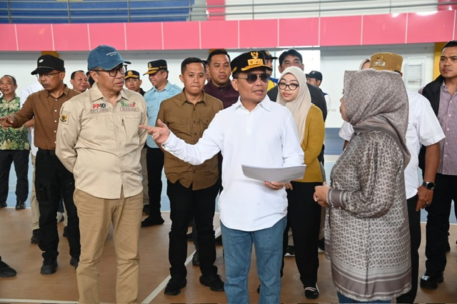 Komitmen Kembangkan Bidang Olahraga, Gubernur Kalteng Tinjau Sport Center di Pangkalan Bun 