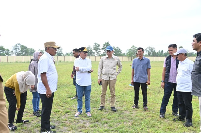 Komitmen Kembangkan Bidang Olahraga, Gubernur Kalteng Tinjau Sport Center di Pangkalan Bun 