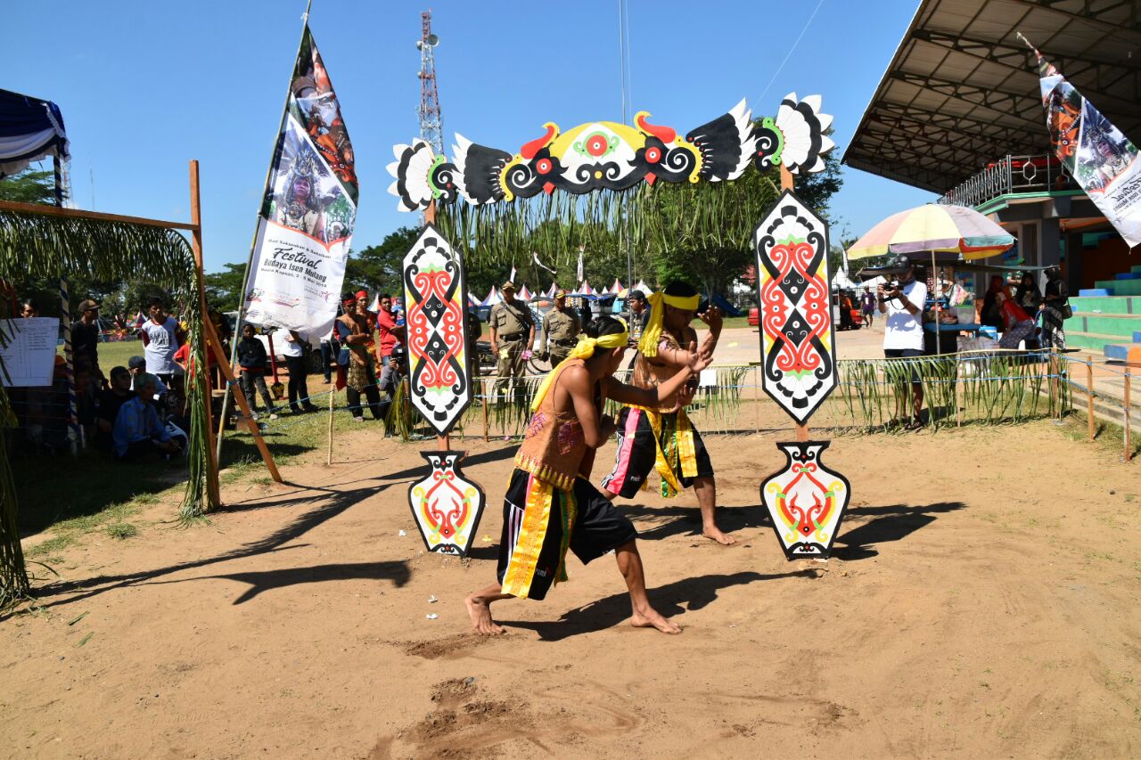    Pada FBIM 2018 Lawang Sakepeng Dilombakan